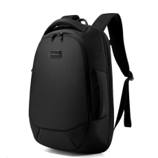 MYBALO ASTON Perfektní volba pro minimalisty s dobrým vkusem 6 ikon: - Nejtenčí batoh - Elegantní - Kapsa na notebook do 15,6" - Kapsa na tablet do 9" - Otevírání o 180 stupňů - USB a USB-C port - Drží tvar - Voděodolný - Skryté kapsy Elegantní a minimalistický Jedná se o velmi elegantní a minimalistický batoh. S tímto parťákem neuděláte chybu při běžném nošení do města, ani na důležité schůzce. Tenký batoh MYBALO Aston je batoh s vůbec nejmenší hloubkou z naší nabídky. Díky tomu působí elegantně a minimalisticky, ale i přesto se do něj vejdou všechny vaše nezbytnosti. Kvalitní voděodolný materiál, dlouhá životnost Kvalitní umělá kůže zajišťuje trvanlivost a odolnost batohu proti vodě a opotřebení. MYBALO Aston tak bude vaším společníkem opravdu dlouho. Drží tvar Batoh si zachovává svůj tvar také v případě, že jej budete mít úplně prázdný. Vestavěný USB a USB-C port Nabíjejte svá elektronická zařízení kdekoli a kdykoli díky vestavěnému USB a USB-C portu. Popruh k uchycení na kufr Cestujte pohodlně. Kdykoli chcete mít volná záda, jednoduše připevněte batoh na rukojeť svého kufru. Pohodlné polstrování Užijte si komfortní nošení díky kvalitnímu a prodyšnému polstrování ramenních popruhů a zádové části. Další praktické kapsy Zorganizujte si pohodlně a snadno své věci díky množství vychytaných kapes. Skryté kapsy V zádové části a na ramenním popruhu najdete skryté kapsy pro bezpečné uložení cenností. Vnitřní kapsy Vnitřní kapsy slouží pro snadnou organizaci všech vašich věcí. Přední kapsa Přední kapsa je určena pro věci, které chcete mít rychle a snadno po ruce. Parametry: - Rozměry: 46 x 30 x 9 cm - Objem: 11 l - Hmotnost: 1,19 kg - Kapsa na notebook: Ano (do vel. 15,6") - Kapsa na tablet: Ano (do vel. 9") - USB port: Ano - Voděodolnost: Ano - Hlavní materiál: Ekokůže + Polyester - Podšívka: Polyester - Barva: Černá MYBALO ASTON Perfektní volba pro minimalisty s dobrým vkusem 6 ikon: - Nejtenčí batoh - Elegantní - Kapsa na notebook do 15,6" - Kapsa na tablet do 9" - Otevírání o 180 stupňů - USB a USB-C port - Drží tvar - Voděodolný - Skryté kapsy Elegantní a minimalistický Jedná se o velmi elegantní a minimalistický batoh. S tímto parťákem neuděláte chybu při běžném nošení do města, ani na důležité schůzce. Tenký batoh MYBALO Aston je batoh s vůbec nejmenší hloubkou z naší nabídky. Díky tomu působí elegantně a minimalisticky, ale i přesto se do něj vejdou všechny vaše nezbytnosti. Kvalitní voděodolný materiál, dlouhá životnost Kvalitní umělá kůže zajišťuje trvanlivost a odolnost batohu proti vodě a opotřebení. MYBALO Aston tak bude vaším společníkem opravdu dlouho. Drží tvar Batoh si zachovává svůj tvar také v případě, že jej budete mít úplně prázdný. Vestavěný USB a USB-C port Nabíjejte svá elektronická zařízení kdekoli a kdykoli díky vestavěnému USB a USB-C portu. Popruh k uchycení na kufr Cestujte pohodlně. Kdykoli chcete mít volná záda, jednoduše připevněte batoh na rukojeť svého kufru. Pohodlné polstrování Užijte si komfortní nošení díky kvalitnímu a prodyšnému polstrování ramenních popruhů a zádové části. Další praktické kapsy Zorganizujte si pohodlně a snadno své věci díky množství vychytaných kapes. Skryté kapsy V zádové části a na ramenním popruhu najdete skryté kapsy pro bezpečné uložení cenností. Vnitřní kapsy Vnitřní kapsy slouží pro snadnou organizaci všech vašich věcí. Přední kapsa Přední kapsa je určena pro věci, které chcete mít rychle a snadno po ruce. Parametry: - Rozměry: 46 x 30 x 9 cm - Objem: 11 l - Hmotnost: 1,19 kg - Kapsa na notebook: Ano (do vel. 15,6") - Kapsa na tablet: Ano (do vel. 9") - USB port: Ano - Voděodolnost: Ano - Hlavní materiál: Ekokůže + Polyester - Podšívka: Polyester - Barva: Černá